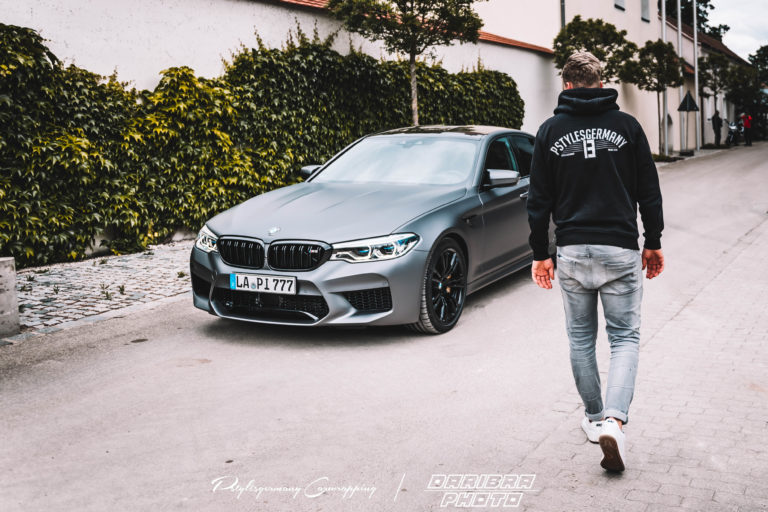 BMW M5 Competition – Vollfolierung matte dark grey