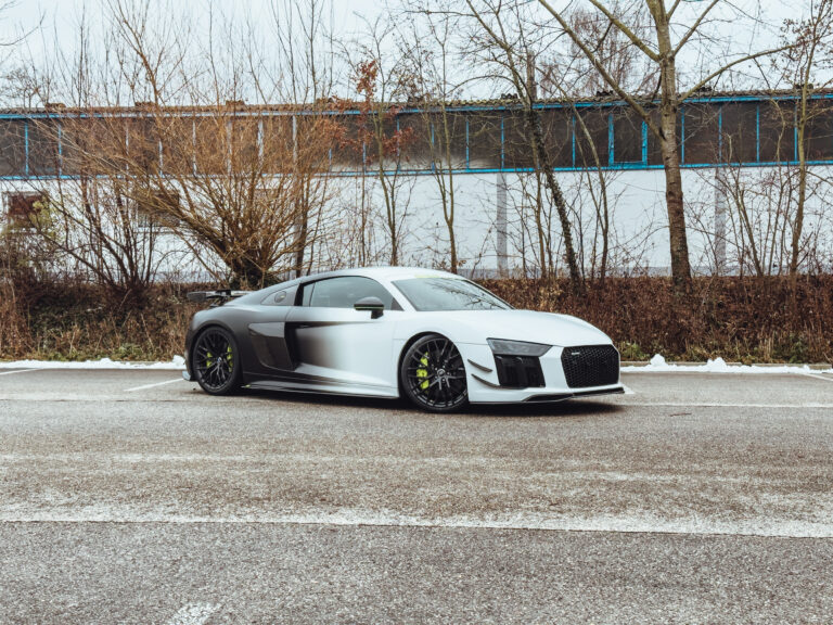Audi R8 Biturbo Vollfolierung mit Digitaldruck und Lackschutz für SSR Performance München